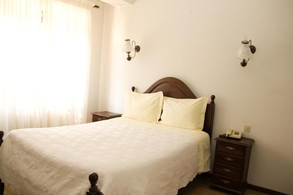 Sao Neutel Hotel Chaves Phòng bức ảnh