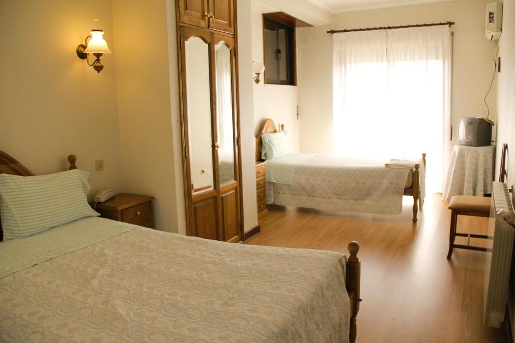 Sao Neutel Hotel Chaves Phòng bức ảnh